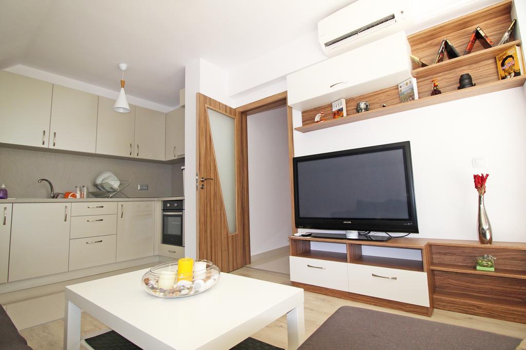 Lilly Apartments Пловдив Экстерьер фото