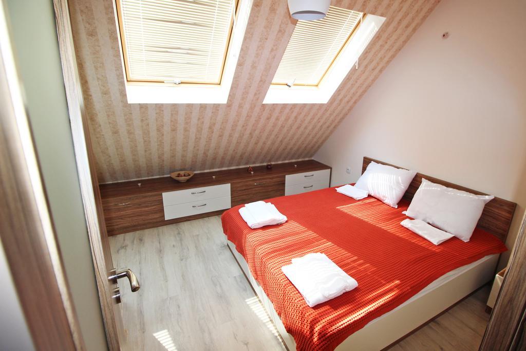 Lilly Apartments Пловдив Экстерьер фото