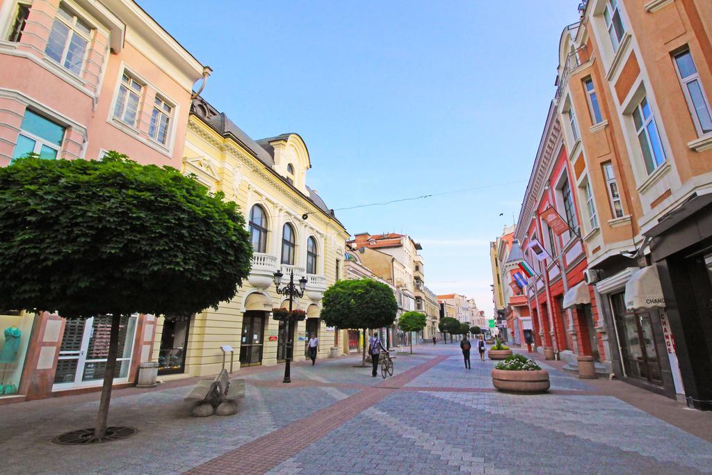 Lilly Apartments Пловдив Экстерьер фото