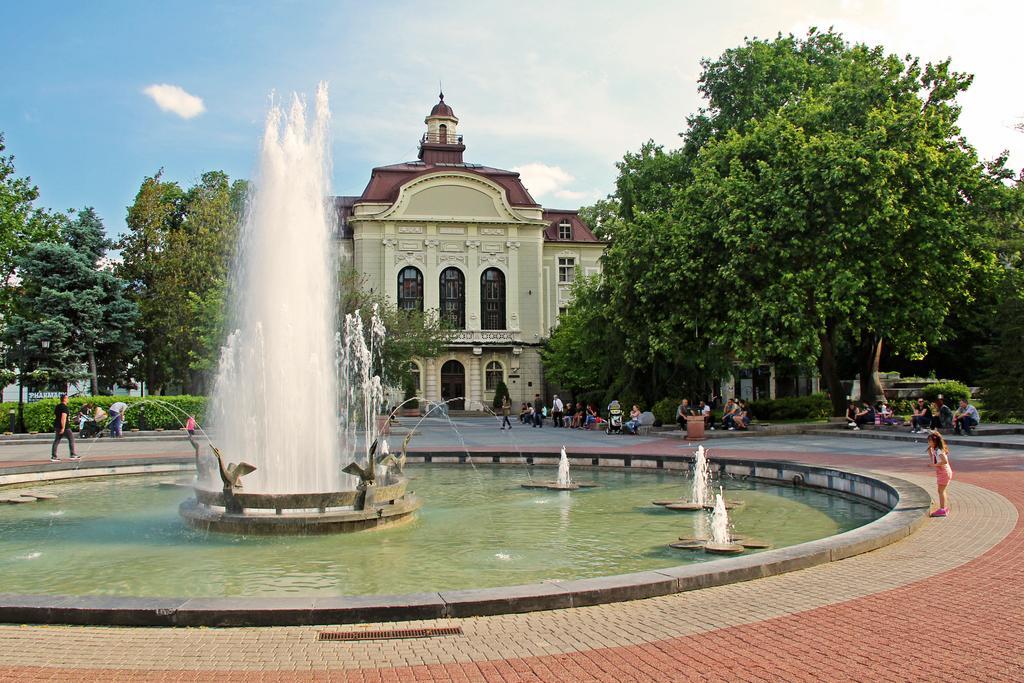 Lilly Apartments Пловдив Экстерьер фото