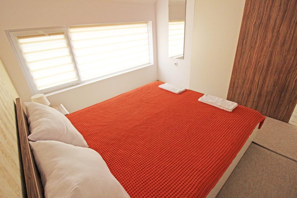 Lilly Apartments Пловдив Экстерьер фото